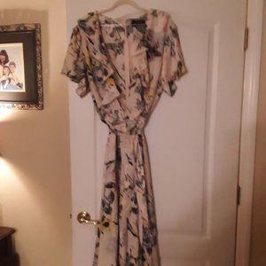 New Without Tags Blush Pink Floral Plus Size